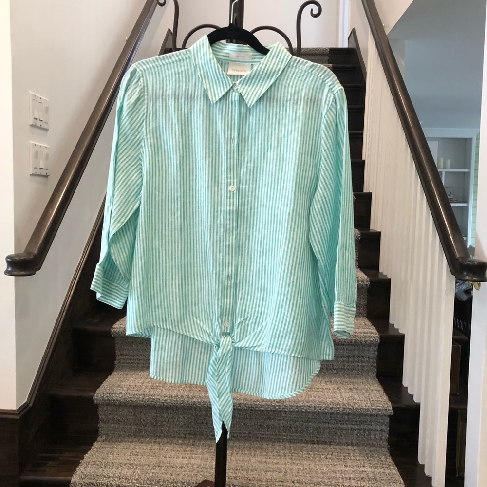 Chico’s size 2 no iron shirt